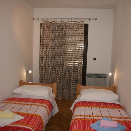 Apartments Karabaic Krk Krk Town Pokoj fotografie